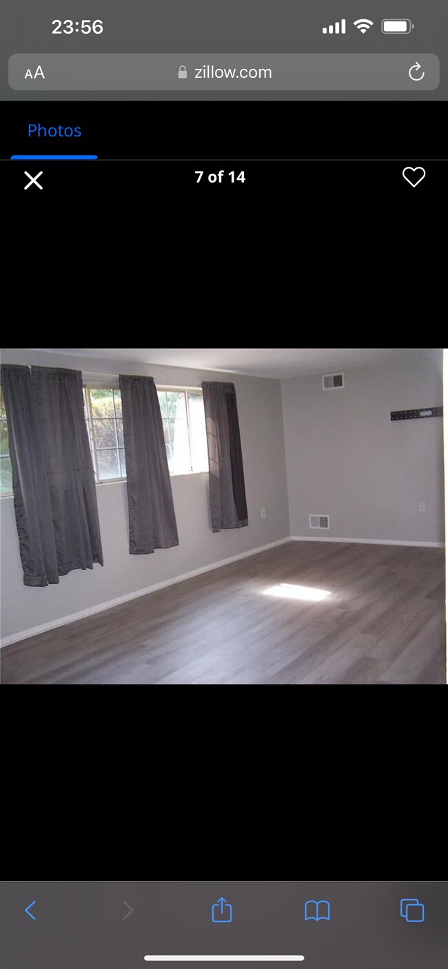 Living room - 8005 Revere Plz