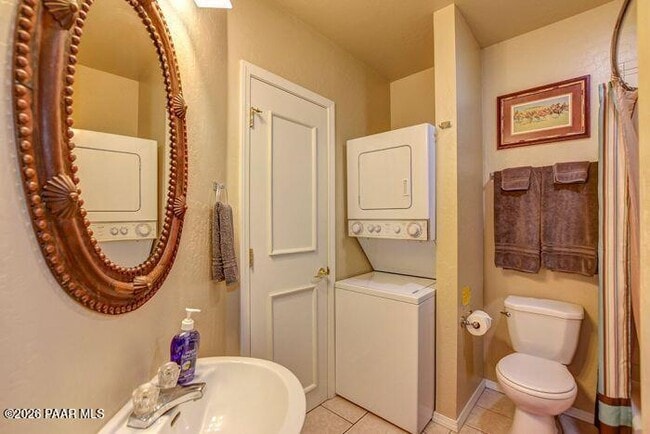 Building Photo - 325 E Union St