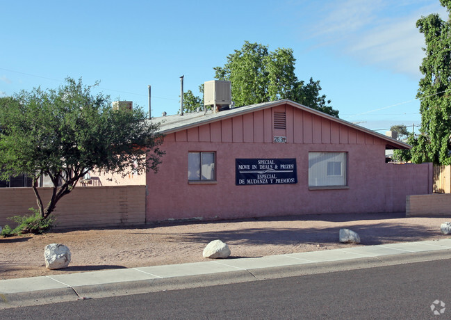 Building Photo - Welcome to Monte Cristo Apartments!