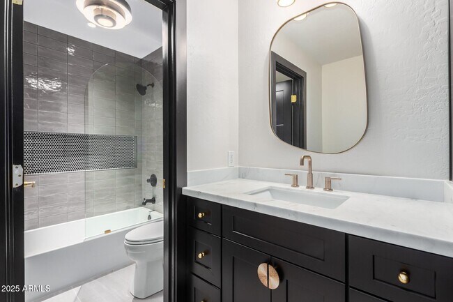 Building Photo - 3759 S Dew Drop Ln
