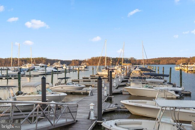 Building Photo - 602 Watermans Dr