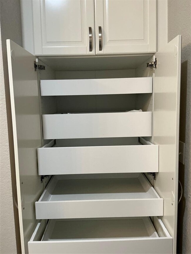 Building Photo - 305 Rusk Bluff Ave