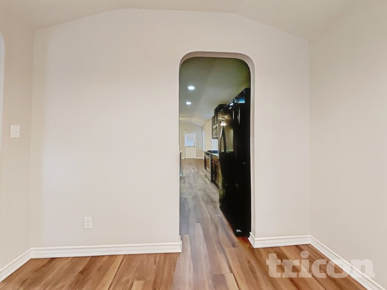 Building Photo - 6214 Falsetto Voice
