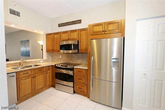 Building Photo - 3225 Cypress Glen Way