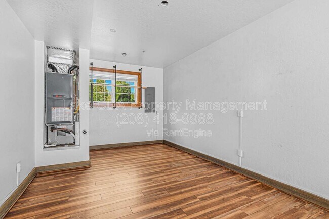 Building Photo - 4505 Greenchain Loop