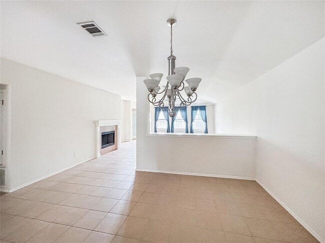 Building Photo - 7810 Squirrel Hollow Dr