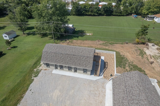 Building Photo - 120 Jefferson Rd