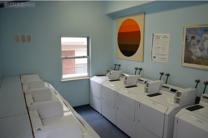 Building Photo - 1111 Maxwell Ave