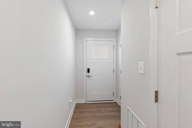 Building Photo - 7903 Tanbridge Ln