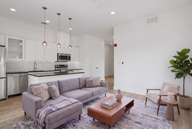 Building Photo - 2217 N Fitzhugh Ave