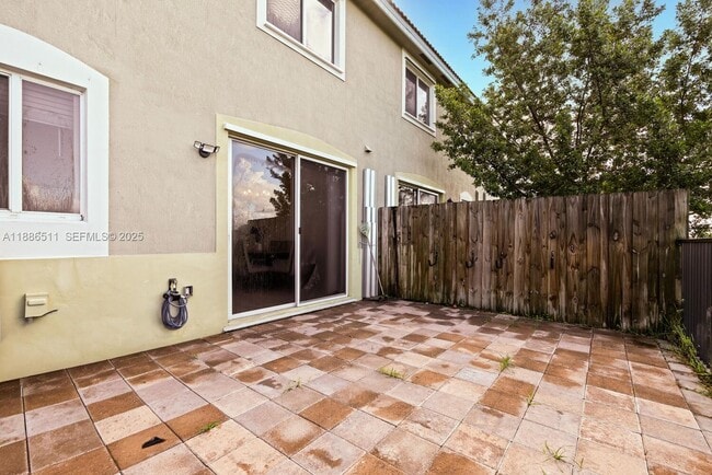 Building Photo - 1014 SE 23rd Ave