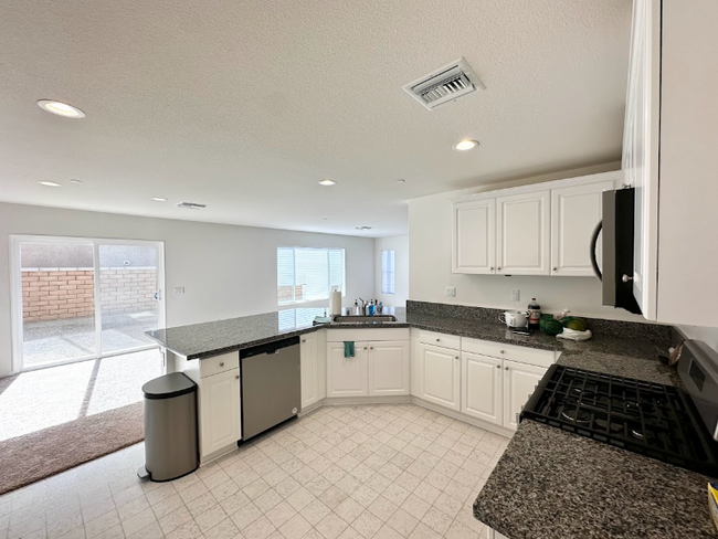 Building Photo - 20215 Patchfield Dr