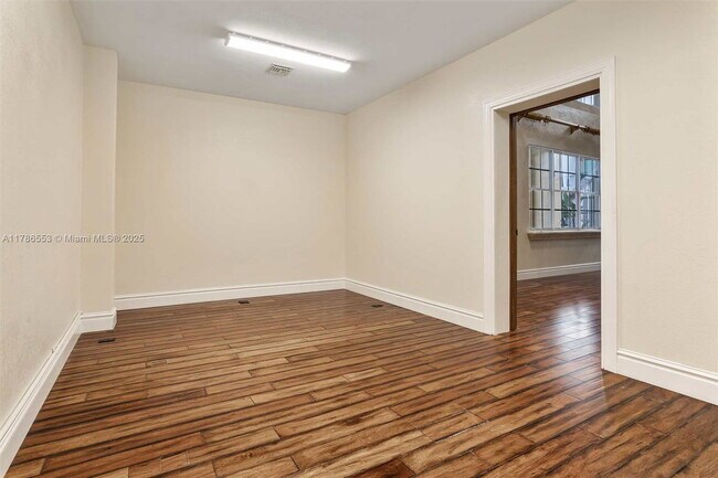 Building Photo - 1774 Ibis Ln