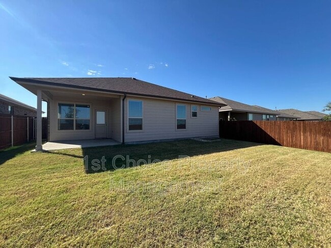 Building Photo - 9608 New Bern Dr