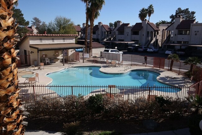 Building Photo - CENTRAL LOCATION - TROPICANA/MARYLAND AREA - 2 BED/2 BATH