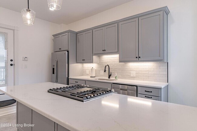 Building Photo - 1804 Frankfort Ave