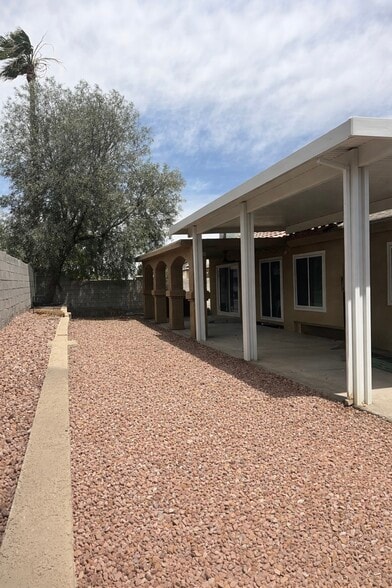 Building Photo - 6230 Curlew Dr