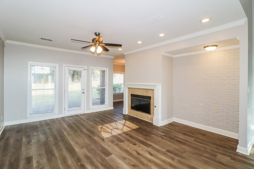 Building Photo - 8964 Minda Path Cove