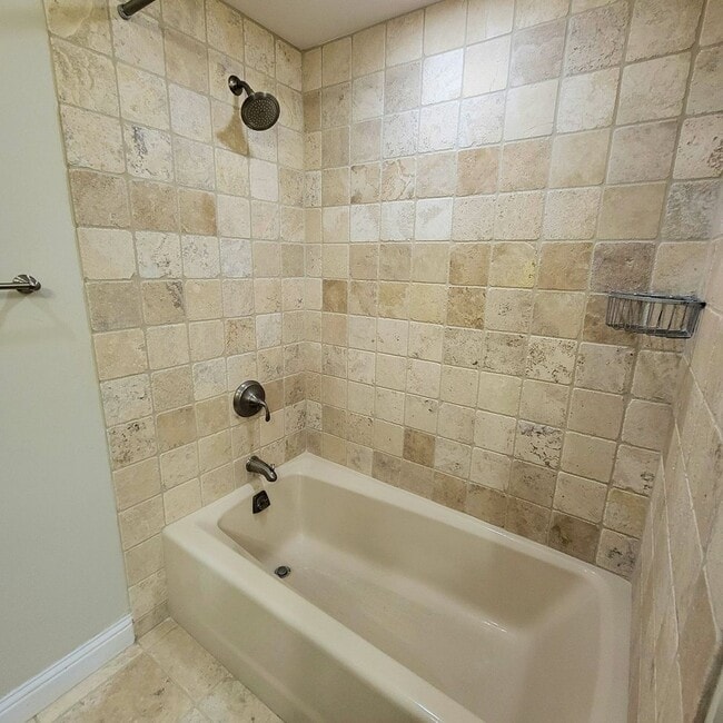 Building Photo - 83 Kainehe Pl