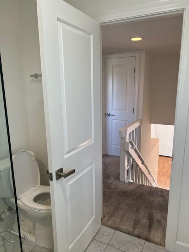 Upstairs bathroom - 2812 Anchor Ave