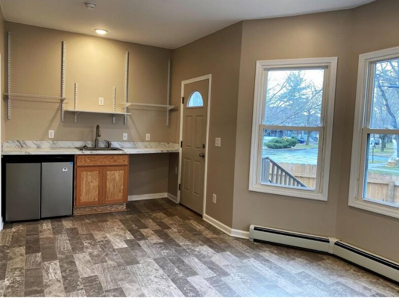 Building Photo - 322 Park Pl