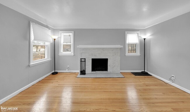 Building Photo - 14024 Grandville Ave