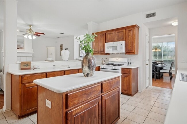 Building Photo - 6629 Wickliff Trail