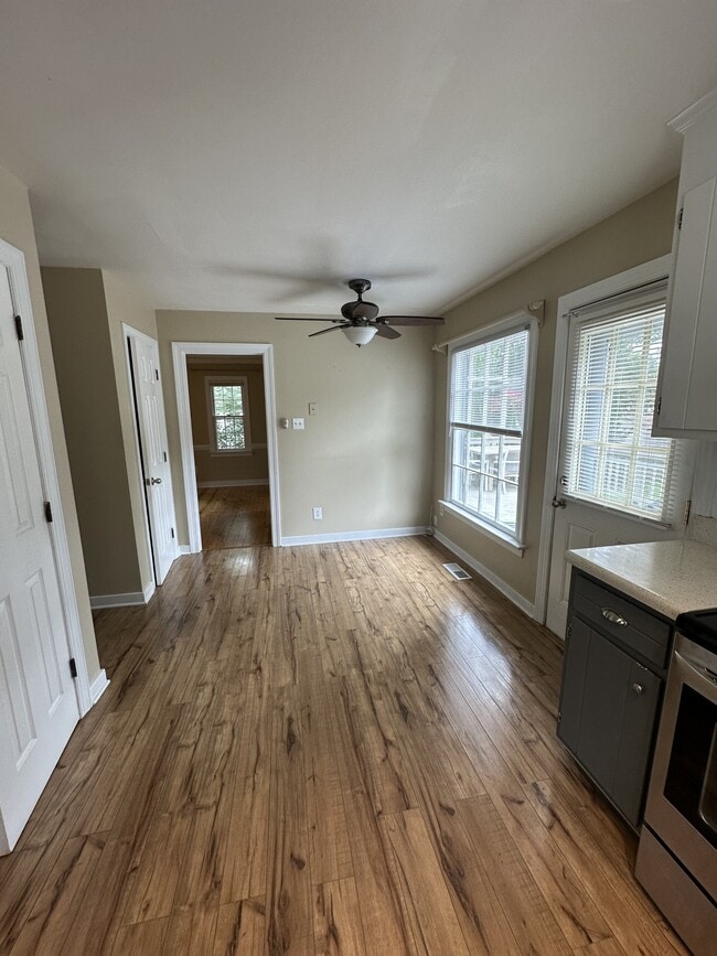 Building Photo - 10631 Red Lion Pl