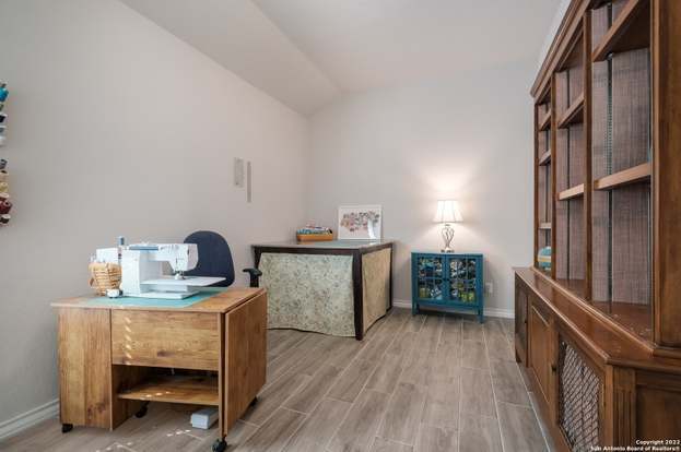 Building Photo - 1525 Cawdon Park