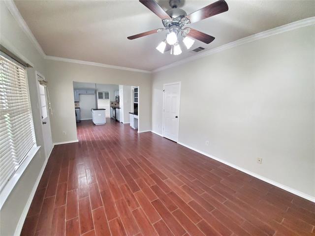Building Photo - 1040 Woodbriar Dr