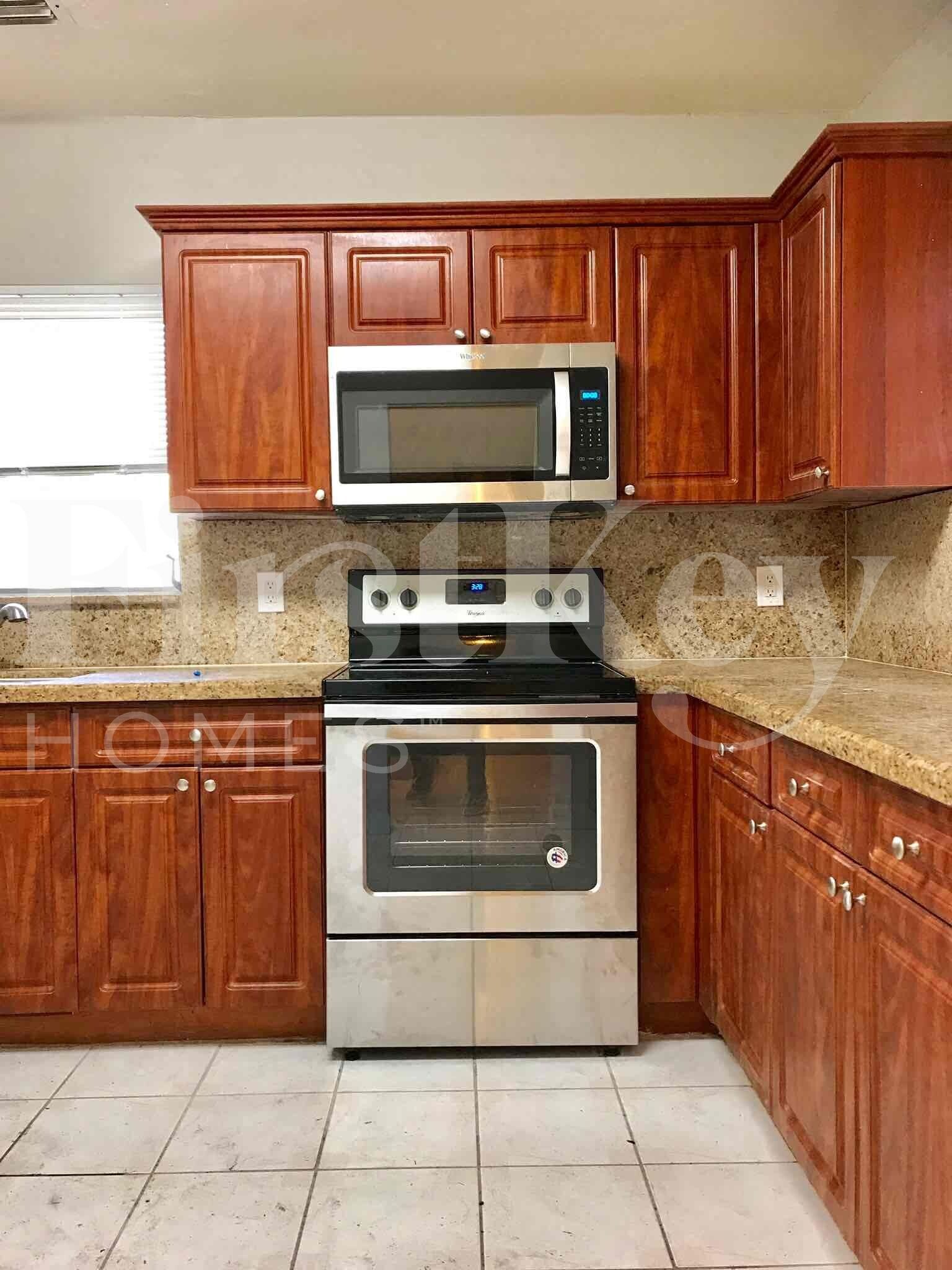 Building Photo - 5850 NW 118th St