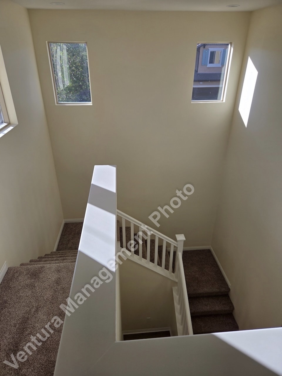 Building Photo - 13347 Stonebridge Ct