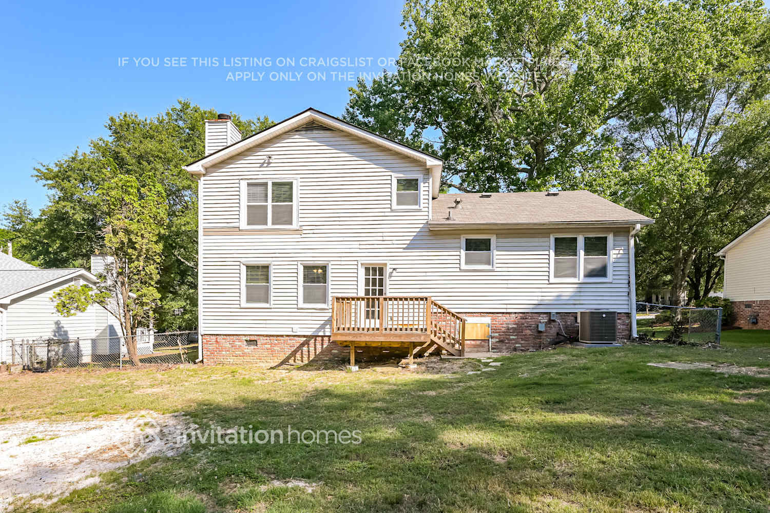 Building Photo - 1740 Rose Garden Ln