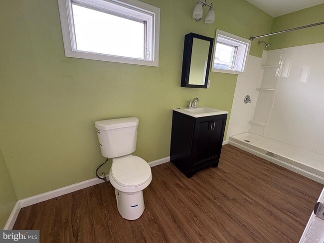 Building Photo - 2713 Hammonds Ferry Rd