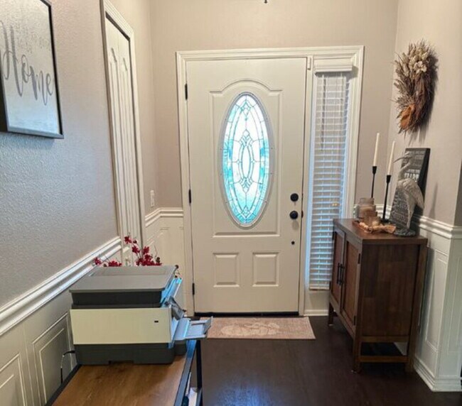 Building Photo - 8505 Bella Way