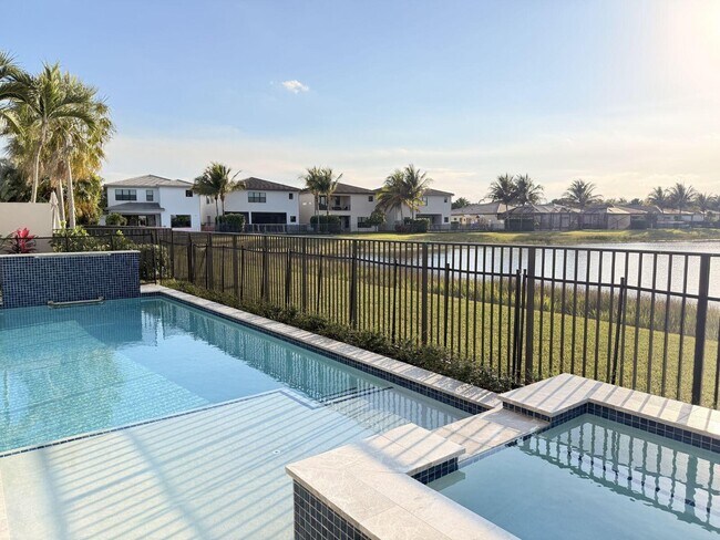 Building Photo - 17299 Pagoda Palms Dr