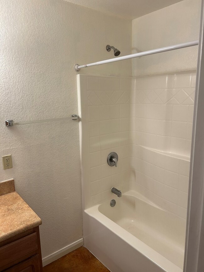 Building Photo - 486 Bridle Path