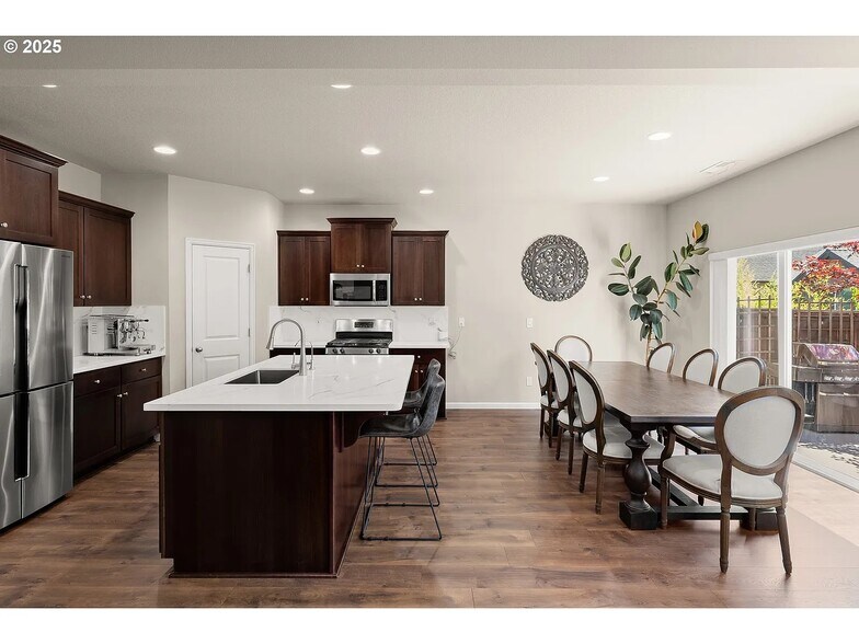 Kitchen/Dinning - 16954 NW Antonio St