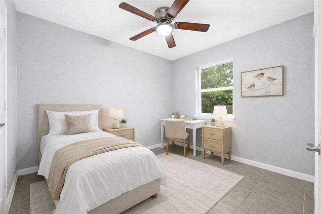 Building Photo - 5411 Castlecreek Ln