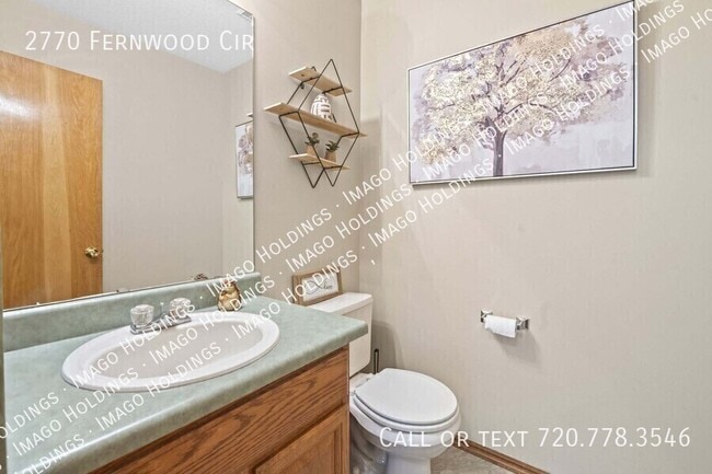 Building Photo - 2770 Fernwood Cir