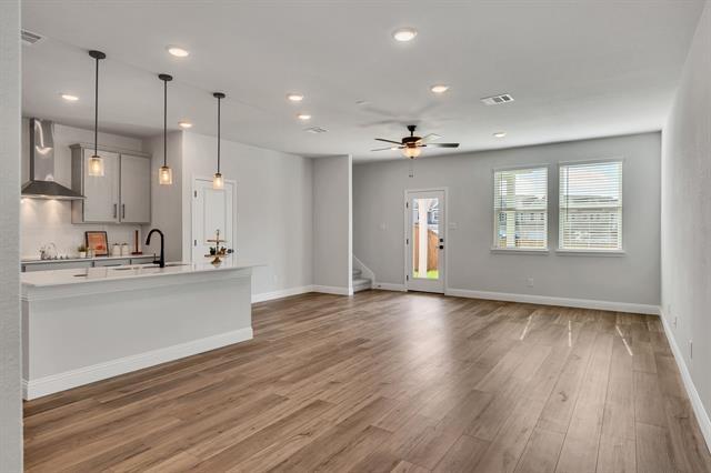 Building Photo - 1718 Zachary Ave