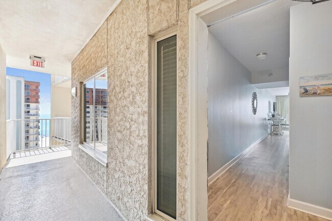 Building Photo - 104 Gulfside Ct