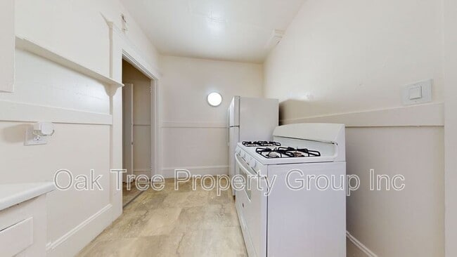 Building Photo - 1502 Alice St