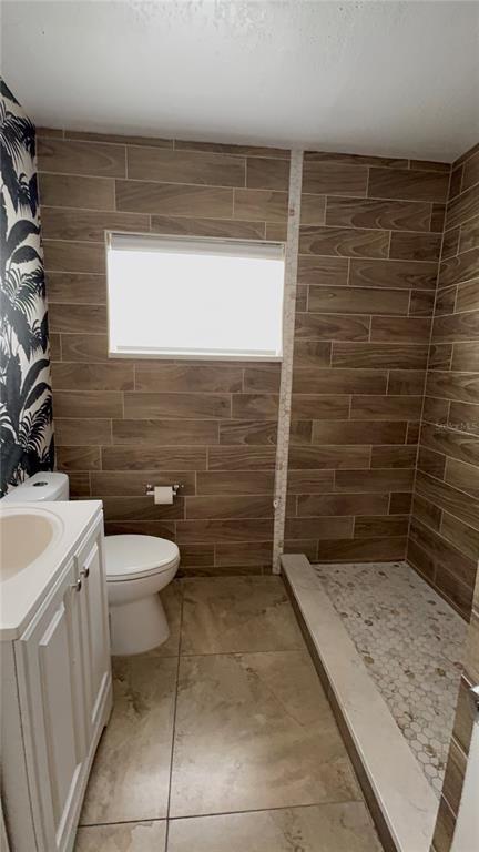 Building Photo - 821 S Solandra Dr