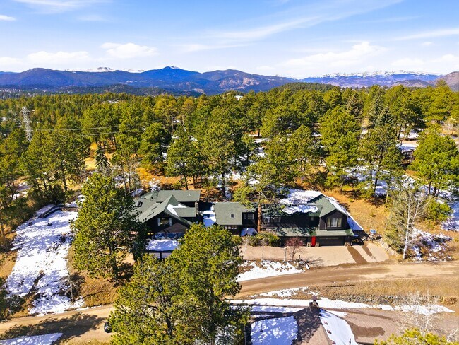 Building Photo - 499 Pine Song Trail