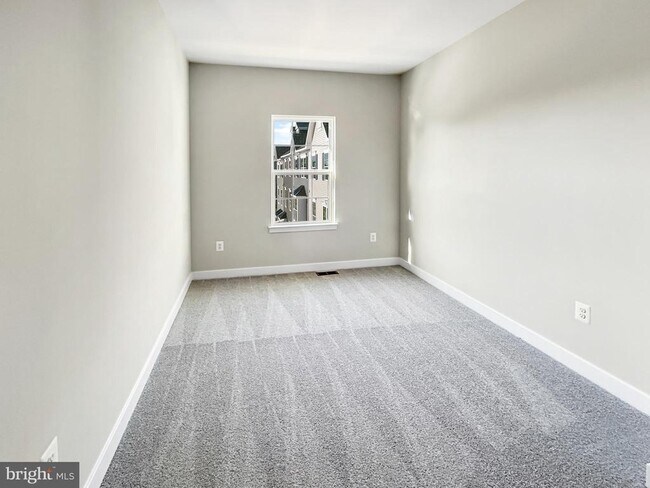 Building Photo - 1785 Atlas Dr