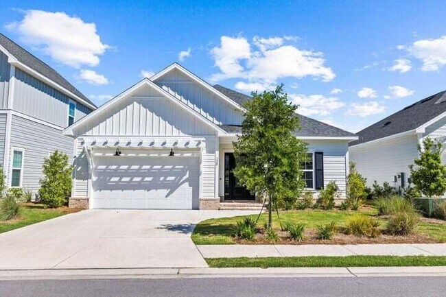 Building Photo - 120 Suwanee Dr