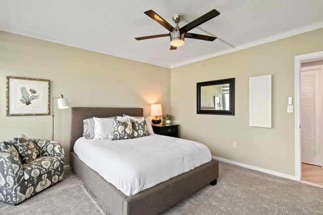 Building Photo - 2774 S Ocean Blvd