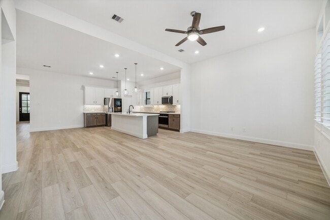 Building Photo - 21714 Swift Flier Ln