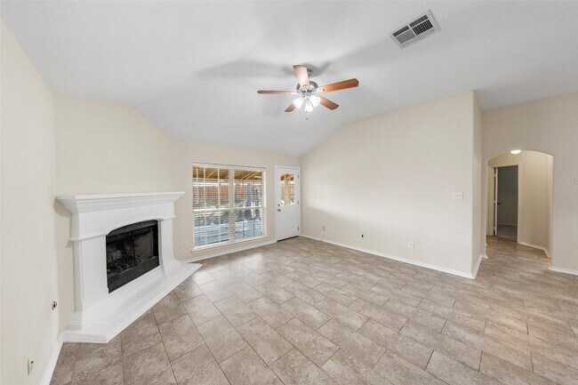 Building Photo - 273 Mesa View